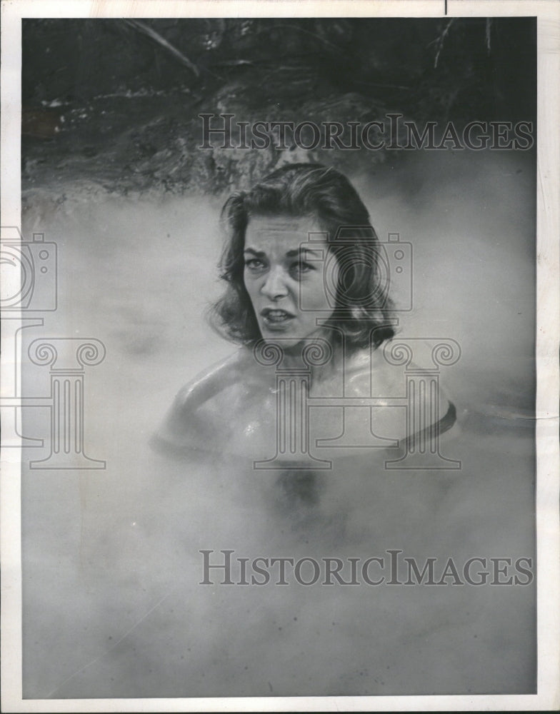 1965 Lauren Bacall Actress Model - Historic Images