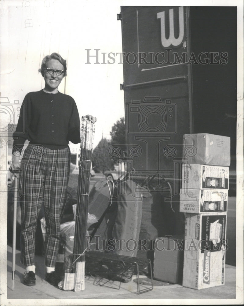 1963 Janet Johnson, handicap goes mountain - Historic Images