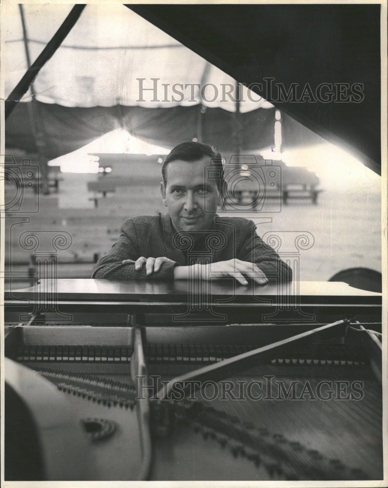 1965 Grant Johannesen Concert Pianist - Historic Images