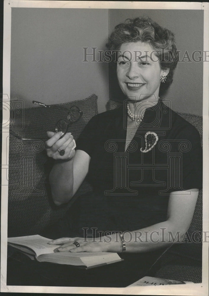 1952 Ilka Chase American Actress Novelist - Historic Images