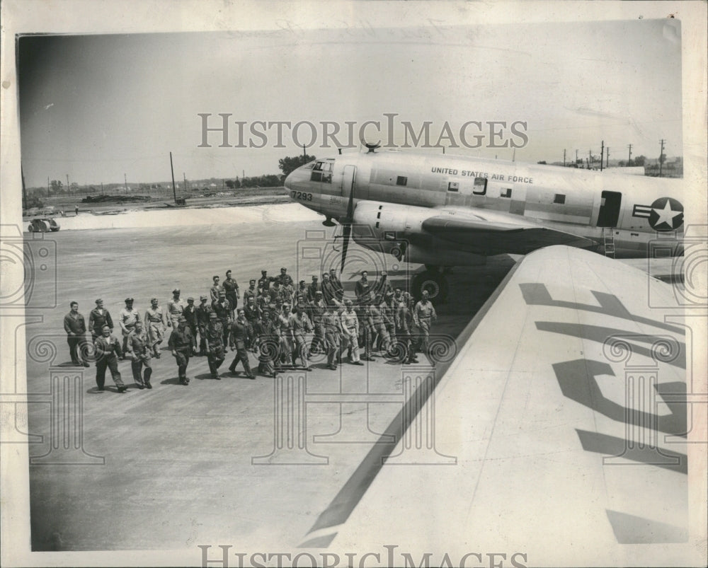 1950 37th Troop Carrier Wing training plane - Historic Images