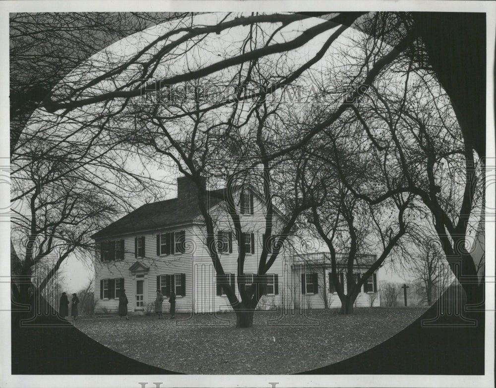 1965 Henry Ford Green Filed Secreatory Home - Historic Images