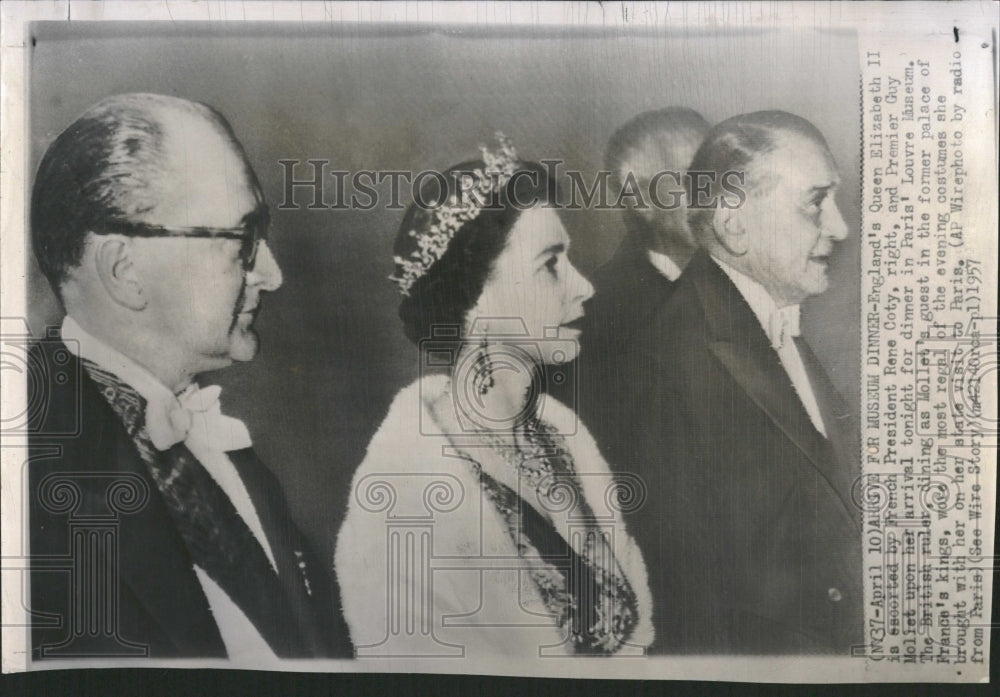 1957 England Royalty Queen Elizabeth - Historic Images
