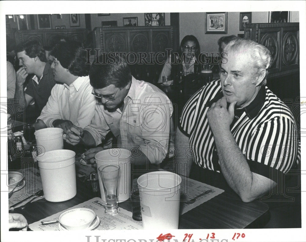 1983 Co-owner  Bubba's Restaurant - Historic Images