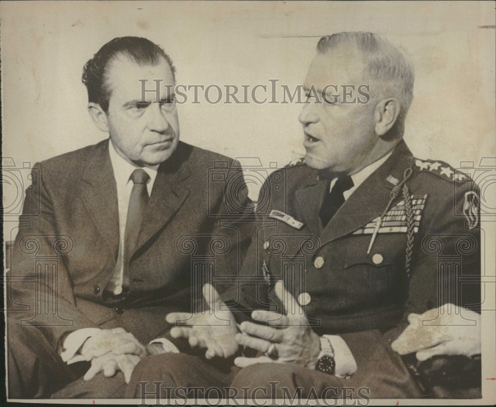 1969 President Nixon Comm Creighton Abrams - Historic Images