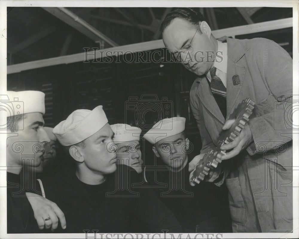 1941 Ford Motor Co Naval Training Program - Historic Images