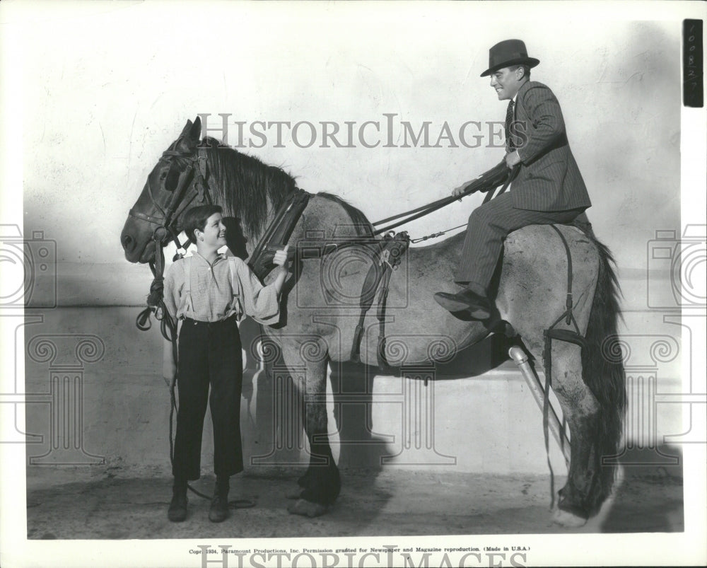 1934 Frank Furlong riding Cuby - Historic Images