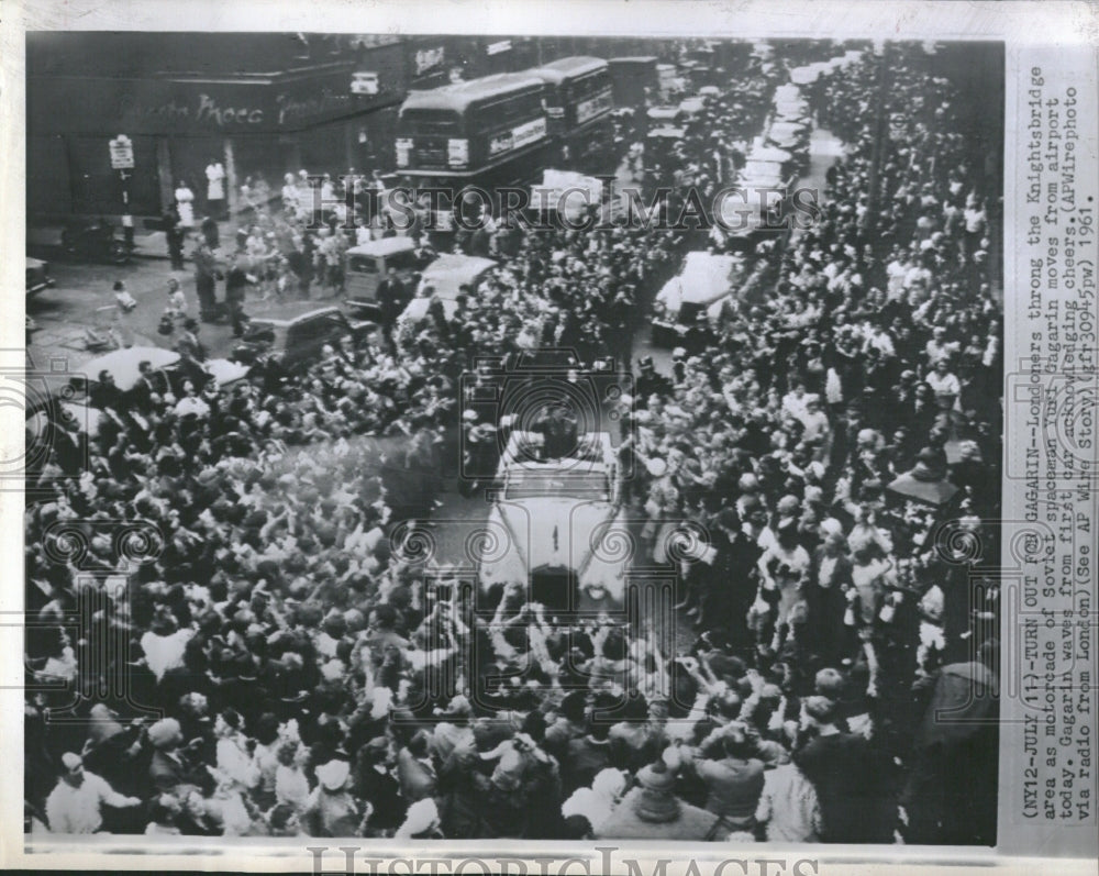 1961 London Crowd Great Yuri Gogarin Great - Historic Images