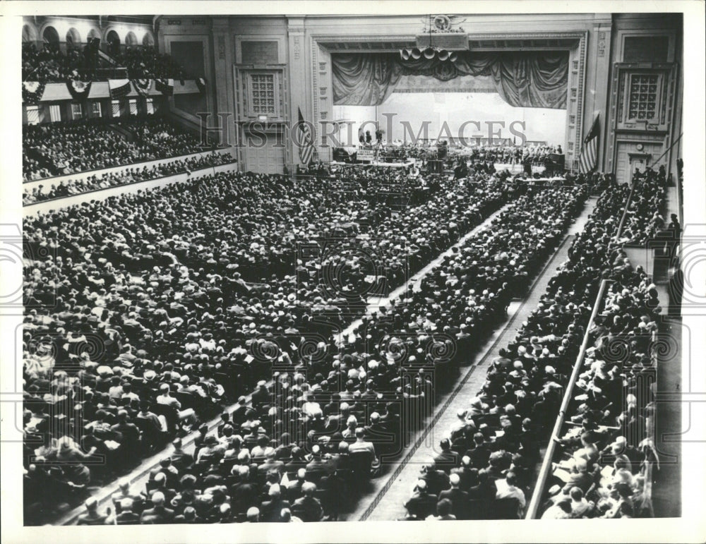 1936 Crowd Auditorium Milwaukee Throng - Historic Images