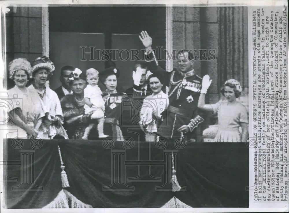 1961 Queen Elizabeth&#39;s Official Birthday - Historic Images