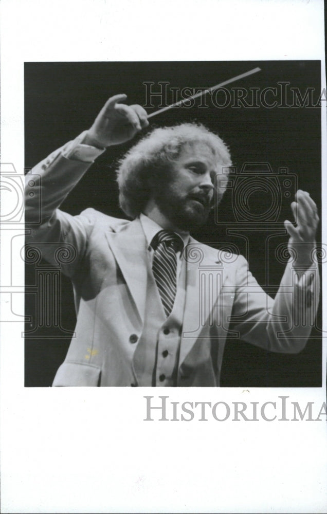 1982 William McGlaughlin Conductor Composer - Historic Images