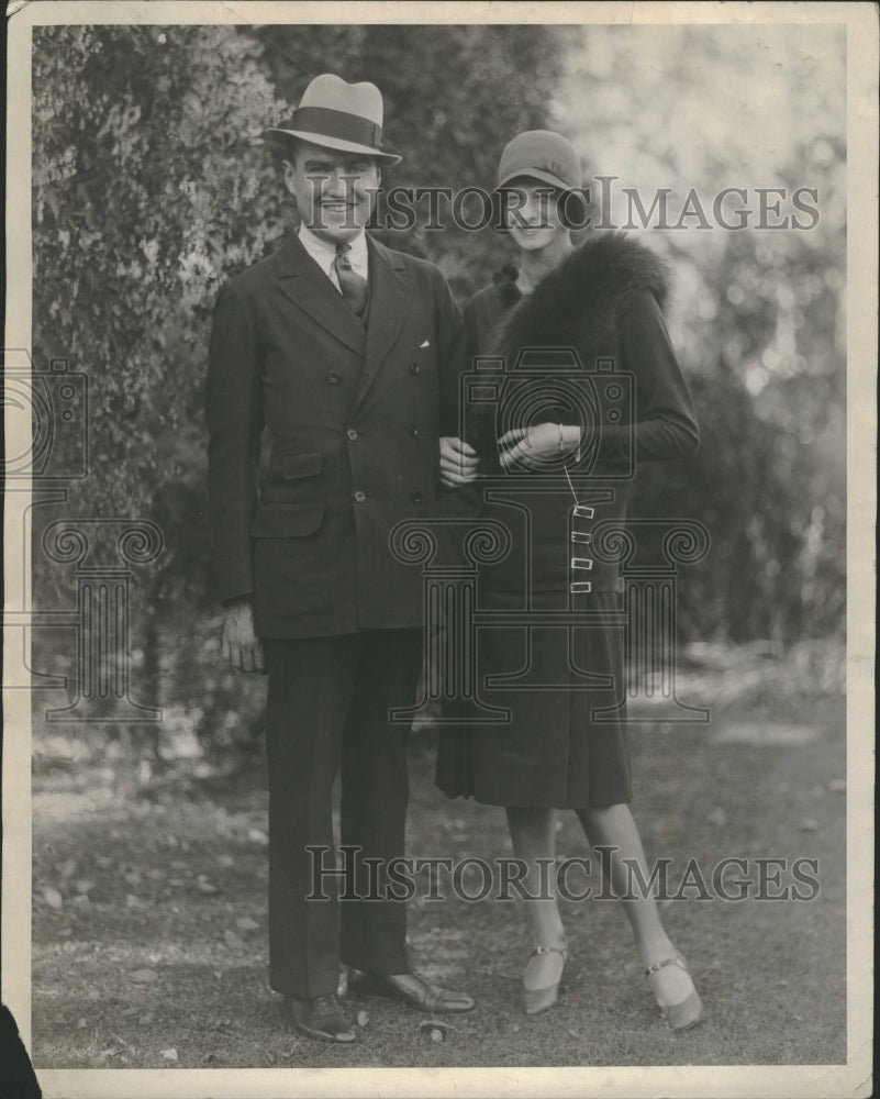 photo press Mr. and Mrs. Alfred Du Pont - Historic Images