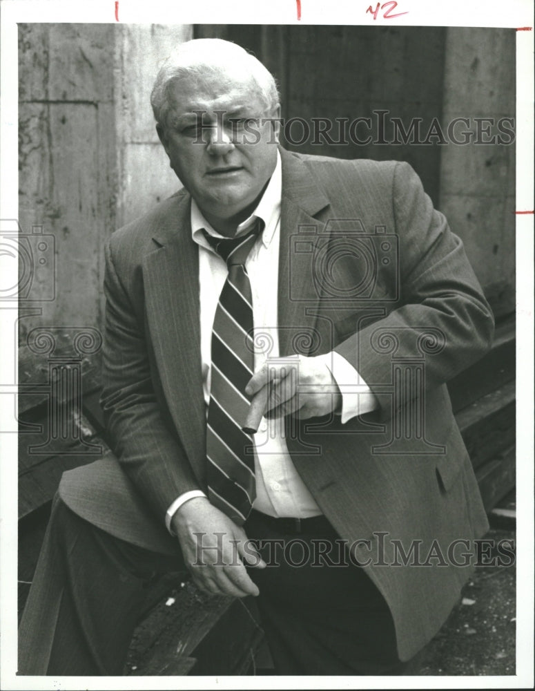 1988 Actor Charles Durning on Case Closed - Historic Images