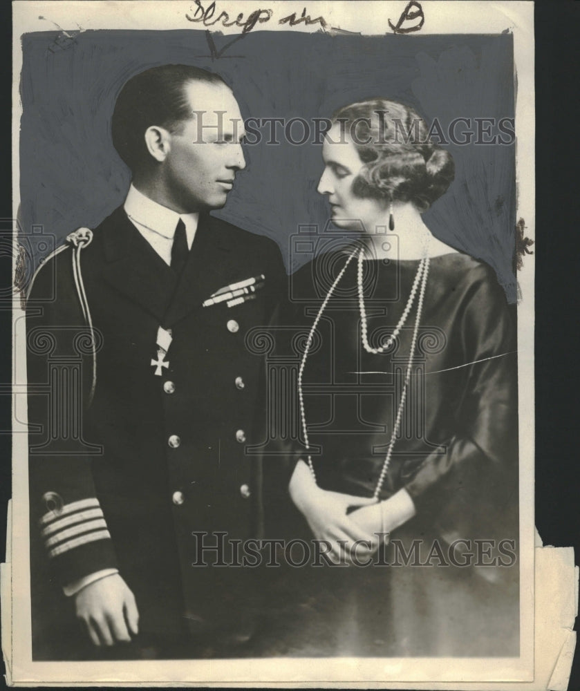 1923 George II and his Queen Elizabeth - Historic Images