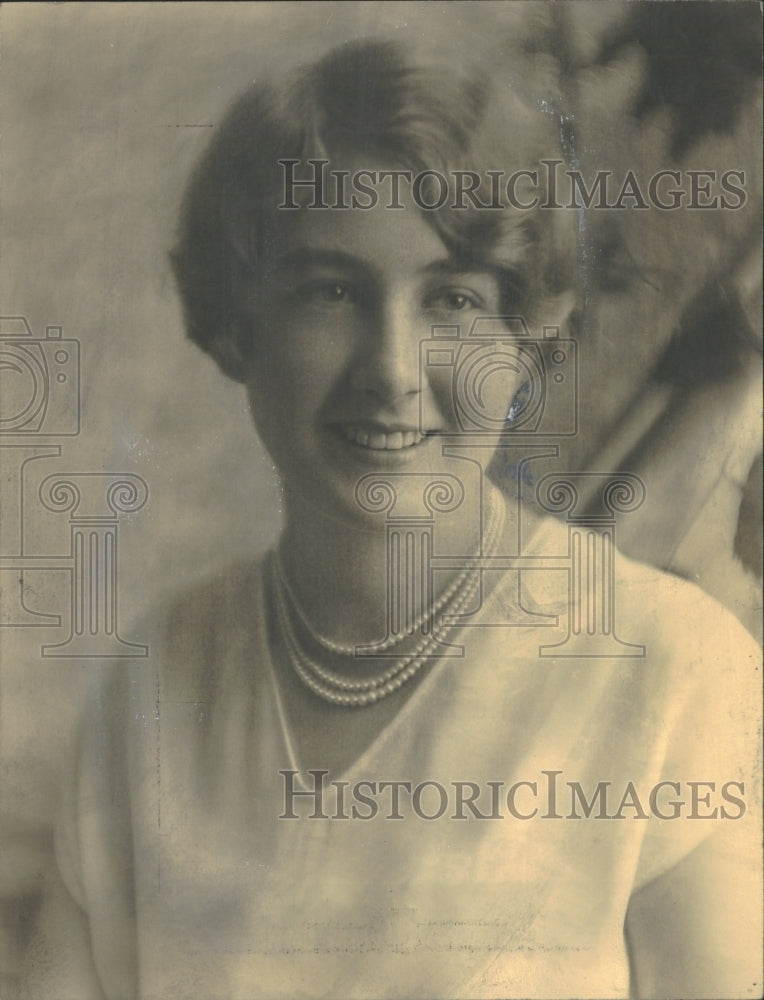 1928 Miss Eleanor Custance Pi Beta Phi - Historic Images