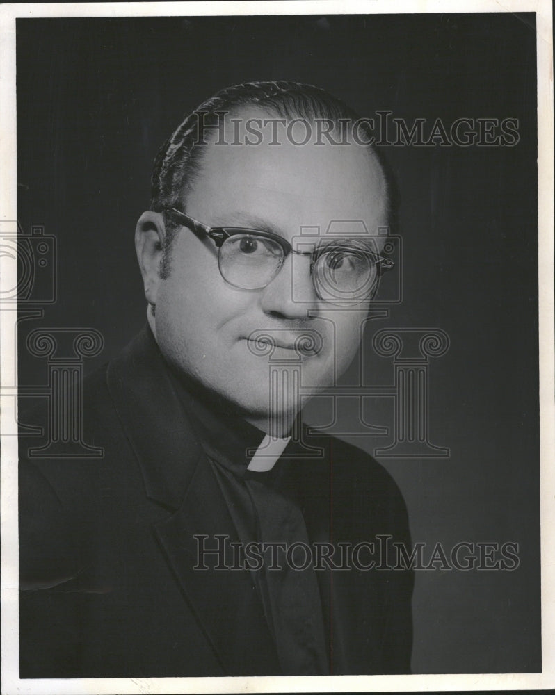 1975 Bishop Richard C Hanifen - Historic Images