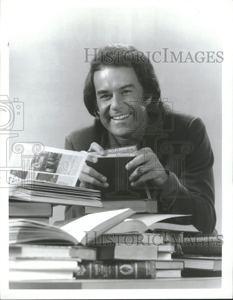 1976 Actor Laurence Luckinbill - Historic Images