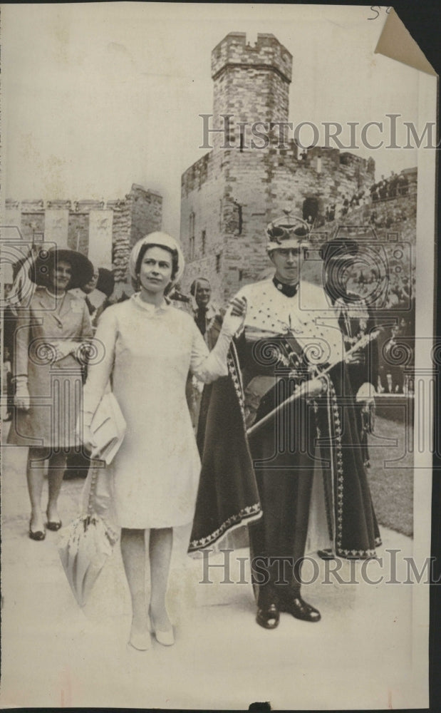 1969 Queen Elizabeth II leads Price Charles - Historic Images