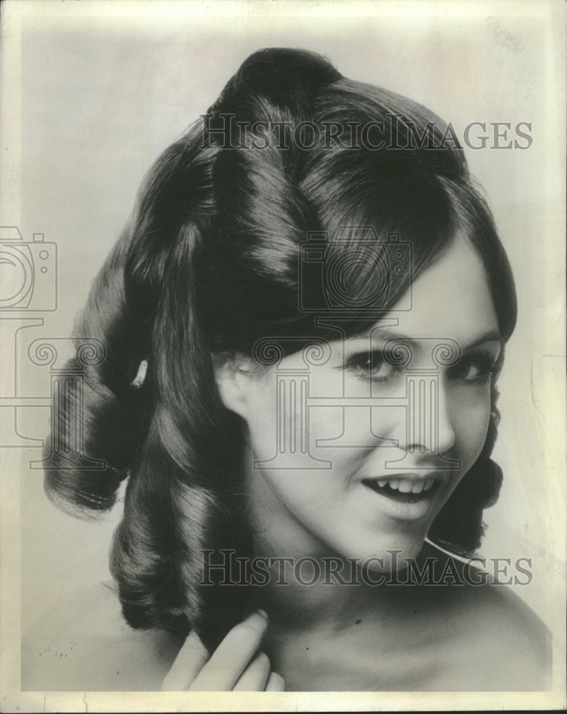 1968 Synthetic Hair Wig Hairpiece Chapelli - Historic Images