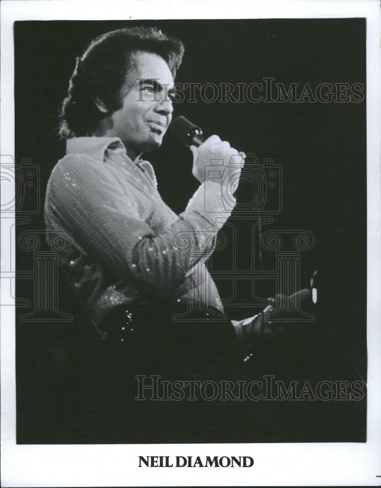 1977 Neil Diamond Singer Songwriter Pop - Historic Images