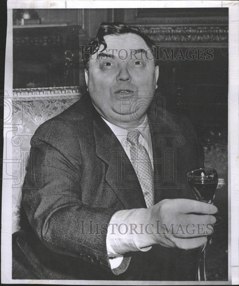 1956 Powerful Malenkov Toasts Britain - Historic Images