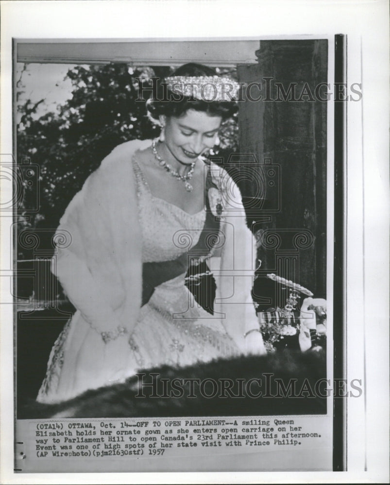 1957 Princes Elizabeth in open carriage en route to Parliament Hill - Historic Images