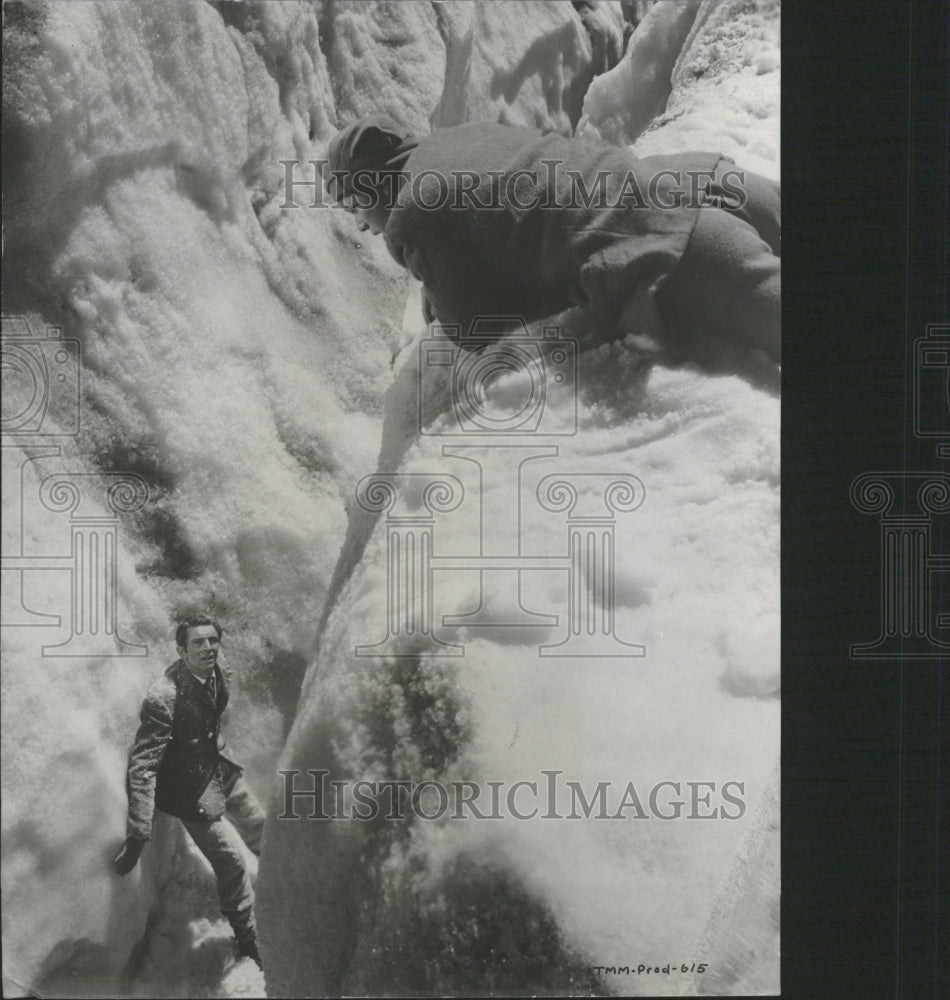 1959 Walt Disney Third man on the mountain - Historic Images