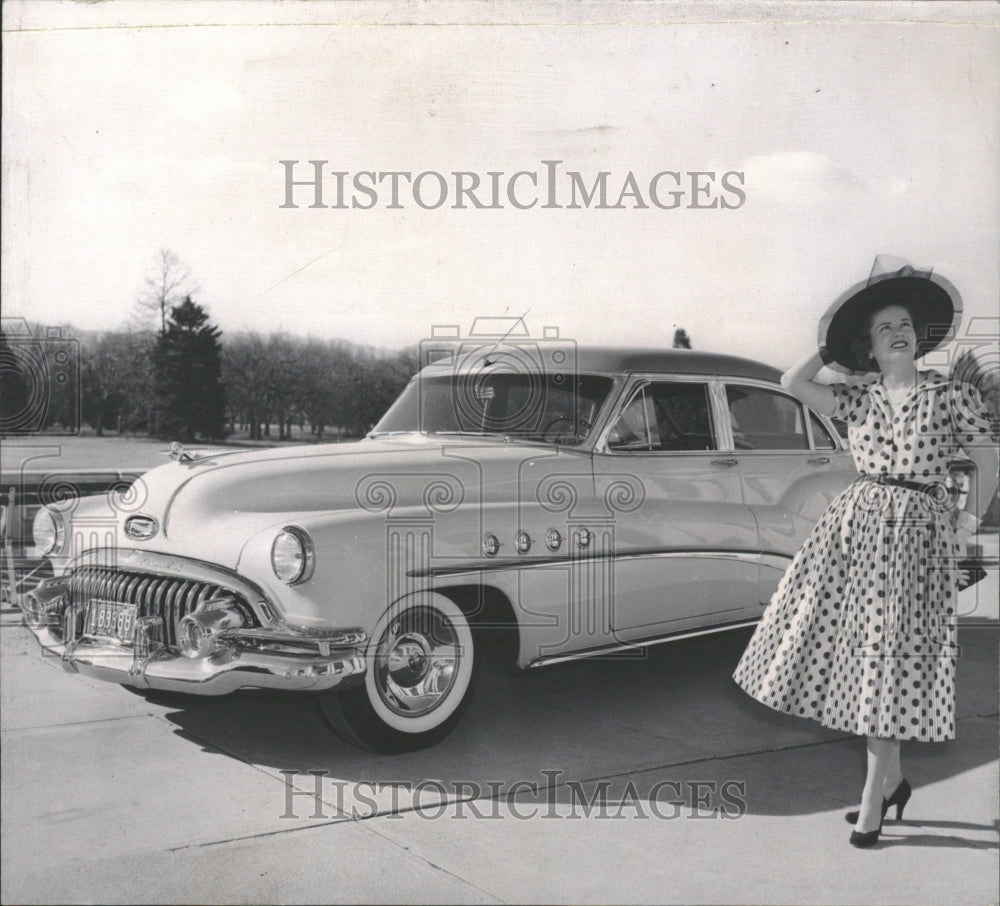 1952 Mrs. Louis Mack Jr. modeling - Historic Images