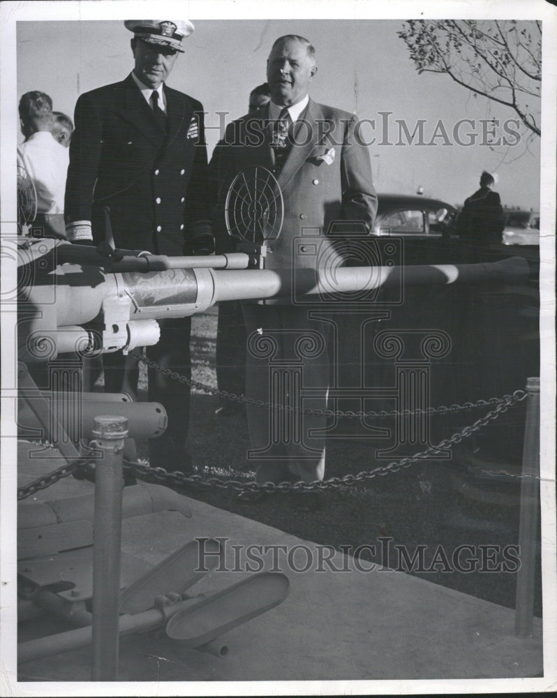 1950 Gun Dedicated to Ernie Pyle - Historic Images