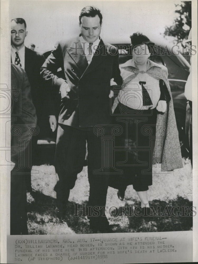 1938 Dr. William LaMance at wife&#39;s funeral - Historic Images