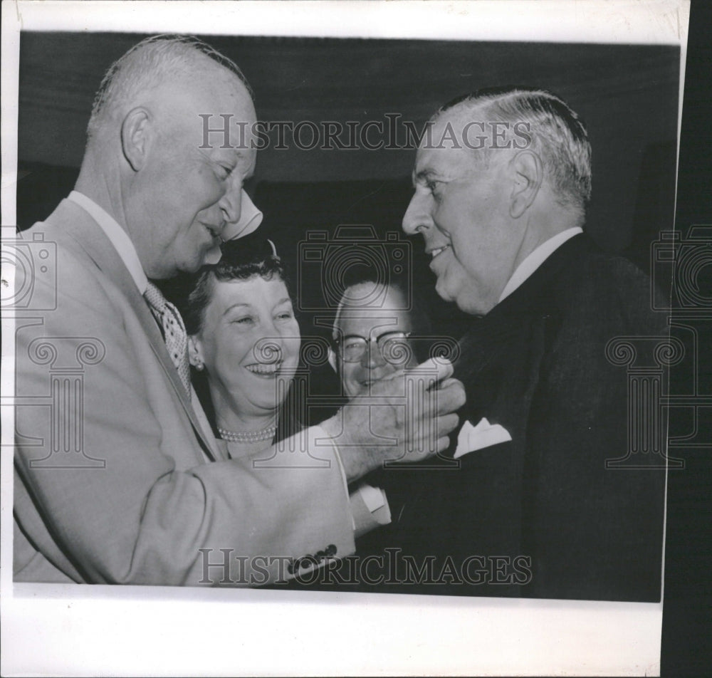 1954 Paul Hoffman, Father of the Year Award - Historic Images