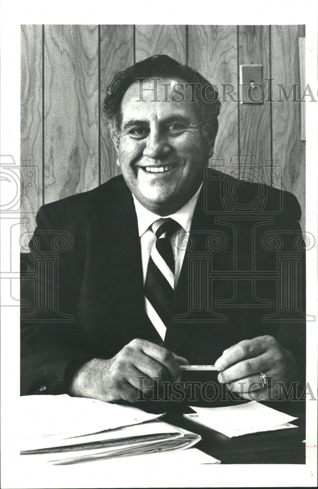 1982 Henry Lujan School Principal - Historic Images