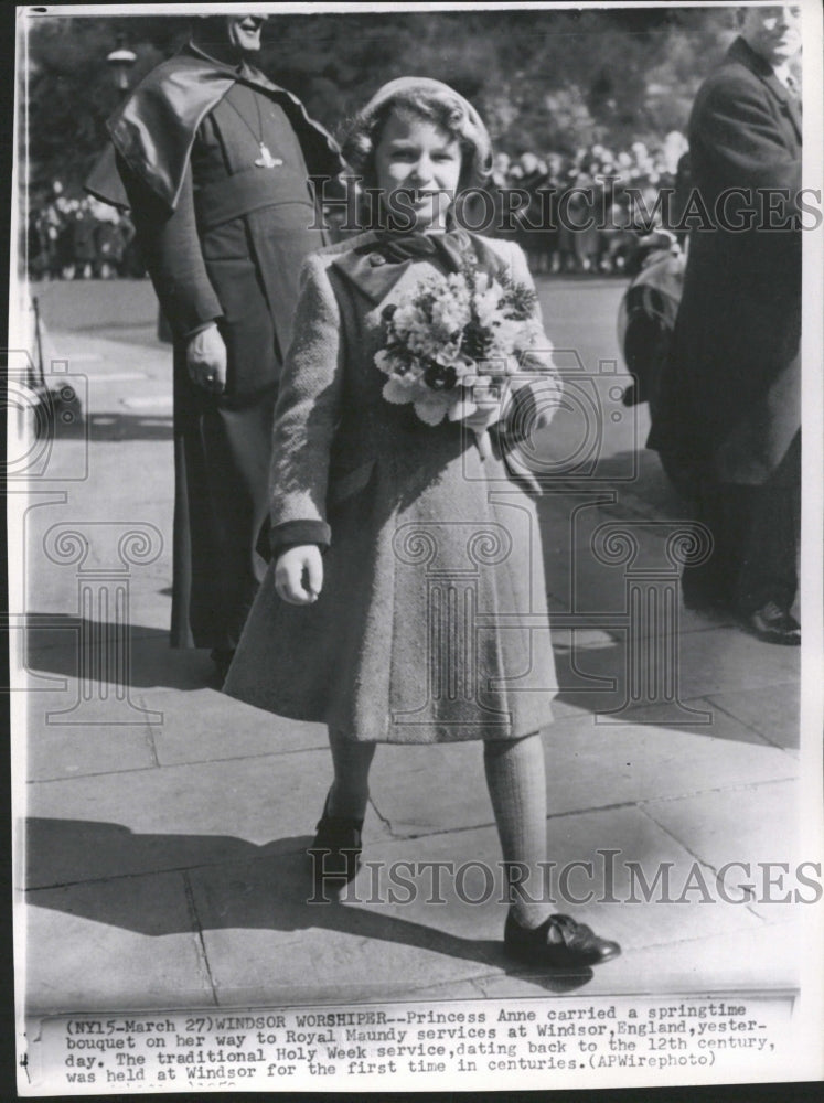 1959 Princess Anne Royal Maundy Windsor - Historic Images