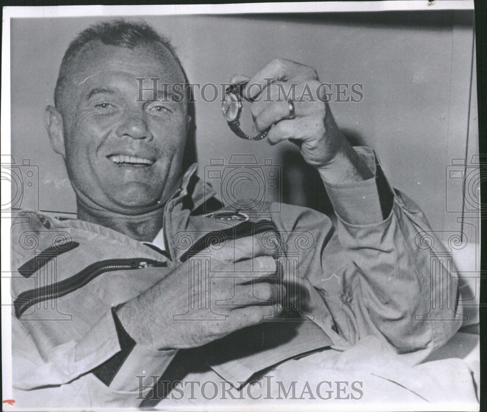 1962 John Glenn Astronaut Earth Five Watch - Historic Images