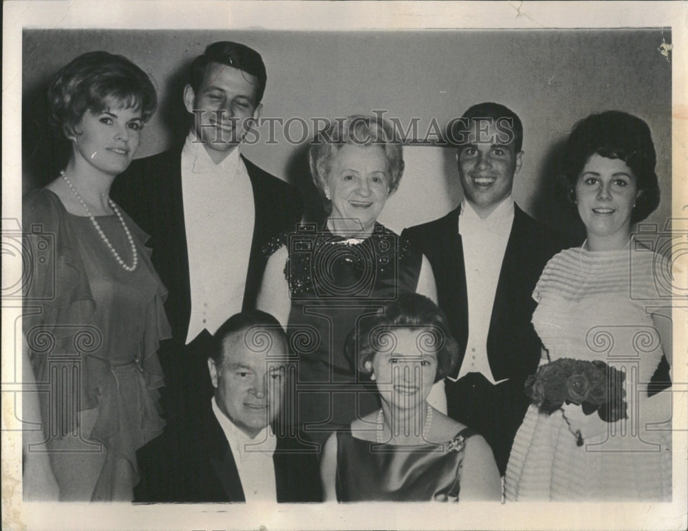 1966 Bob Hope family wife children - Historic Images