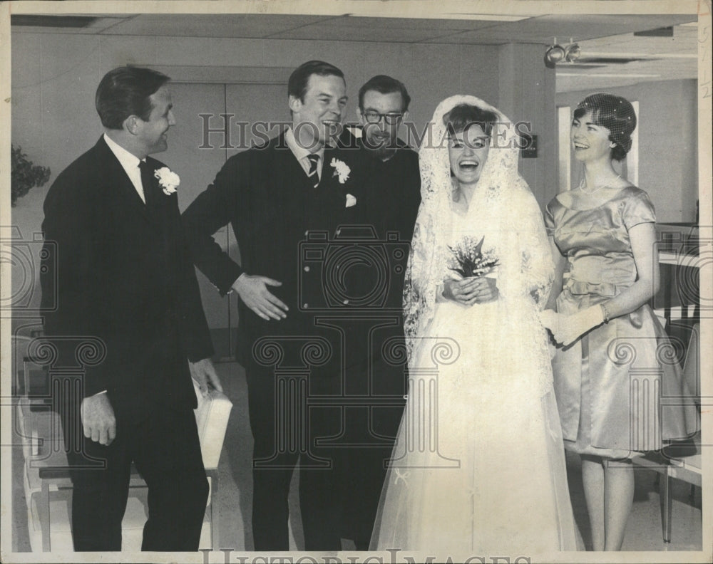 1965 Peter Jennings mock wedding - Historic Images