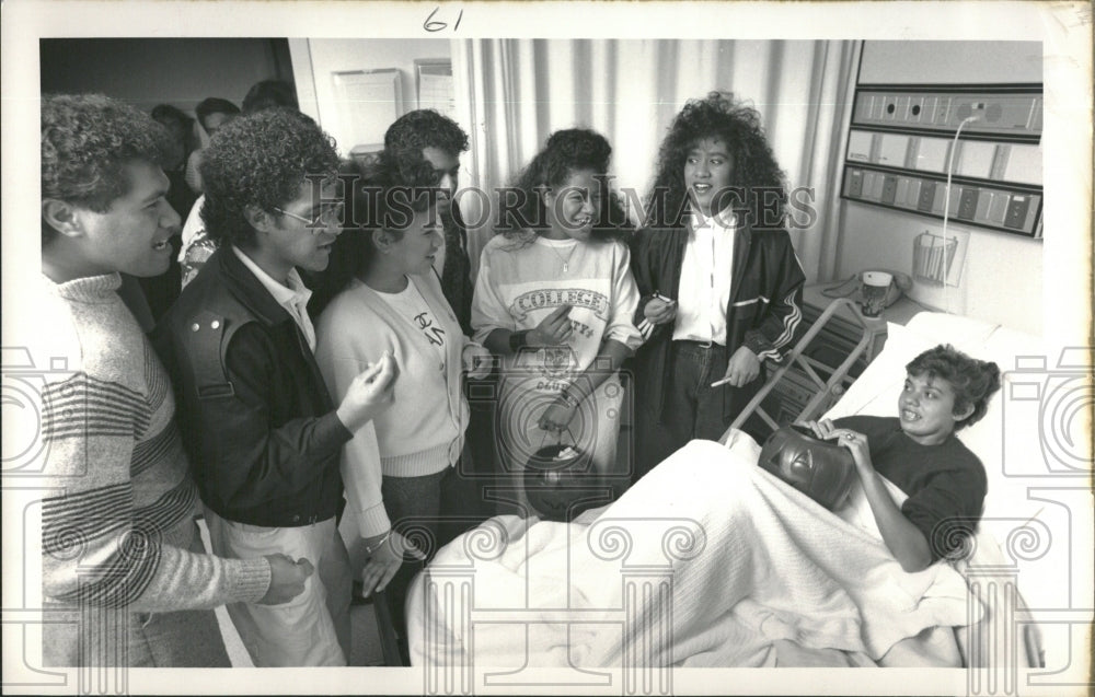 1988 Jets Musical Group Visit Amy Hoefler - Historic Images