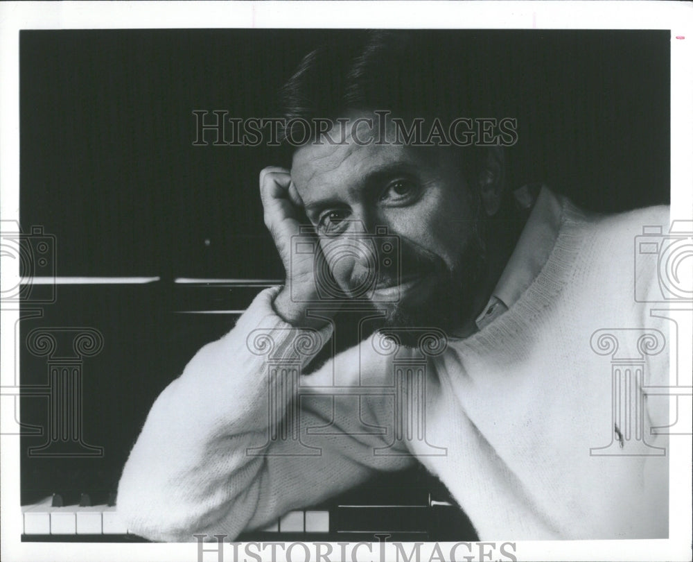 1989 Latino Pianist Francisco Aybar - Historic Images