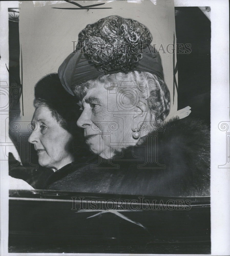 1953 Dowager Queen Mary England - Historic Images