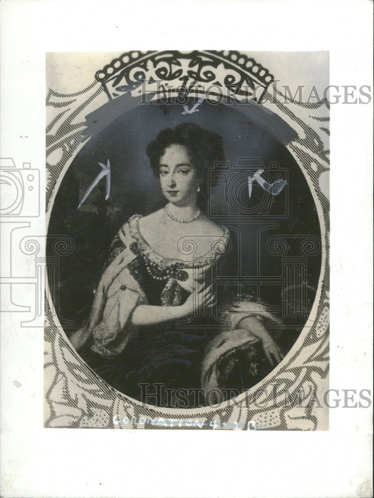 1937 Portrait of Queen Mary II - Historic Images