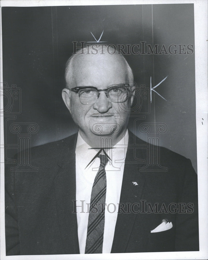 1966 Dr E. C. Swanson - Historic Images