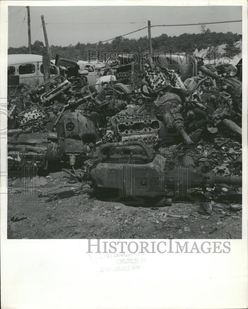 1981 Junk Yard - Historic Images