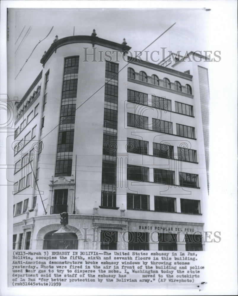 1959 American Embassy La Paz Demonstrators - Historic Images