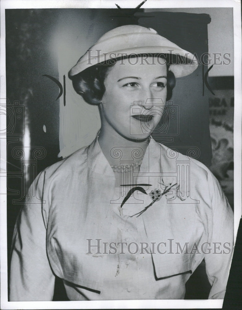 1954 Princess Alexandra Of Kent - Historic Images