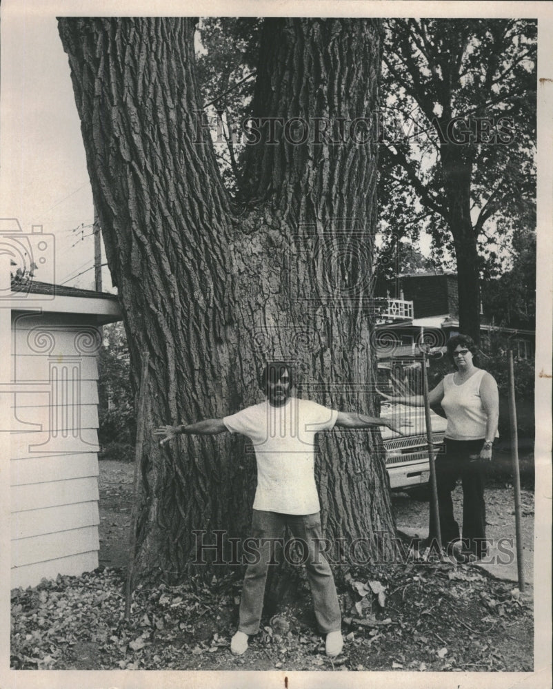 1976 Tom Bowler Ida Fiene Cottonwood Tree - Historic Images