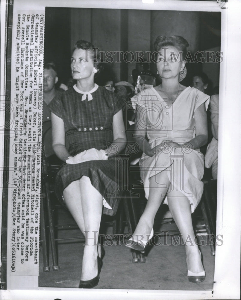 1958 Senate Rackets Committee Women Watch - Historic Images