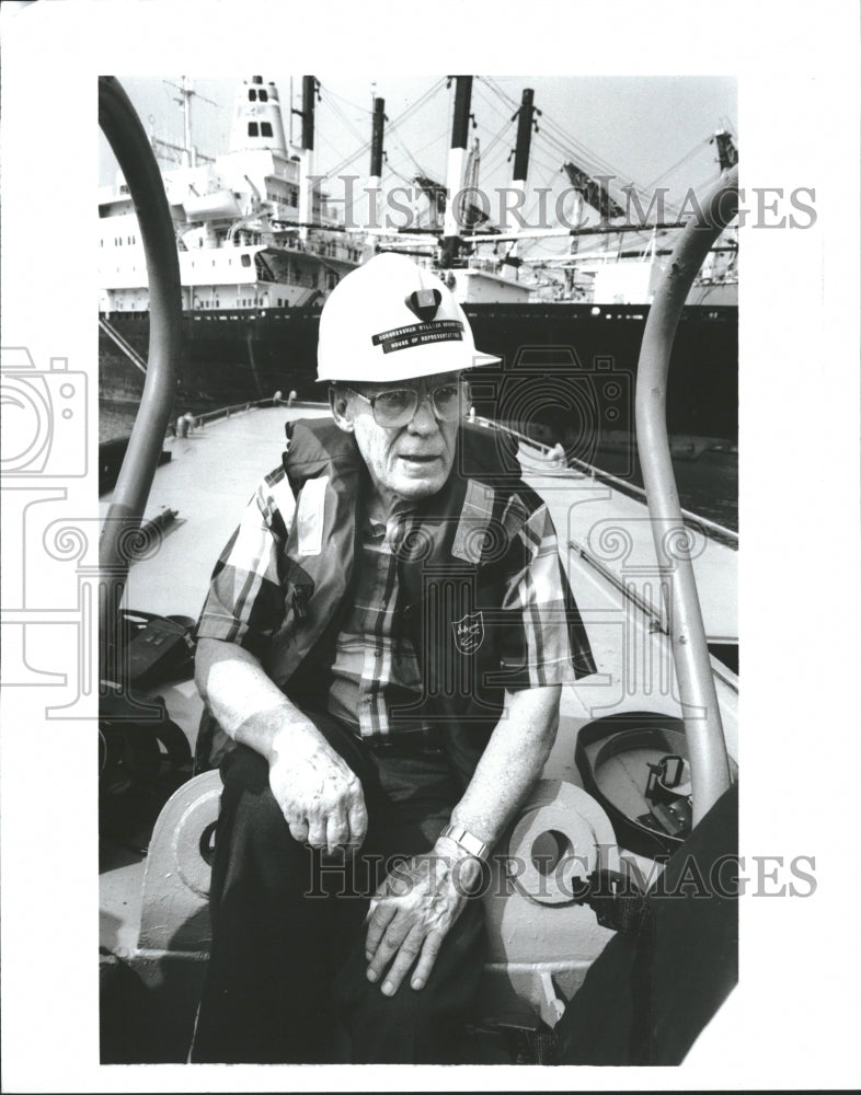 1990 Congressman Broomsfield On Boat - Historic Images