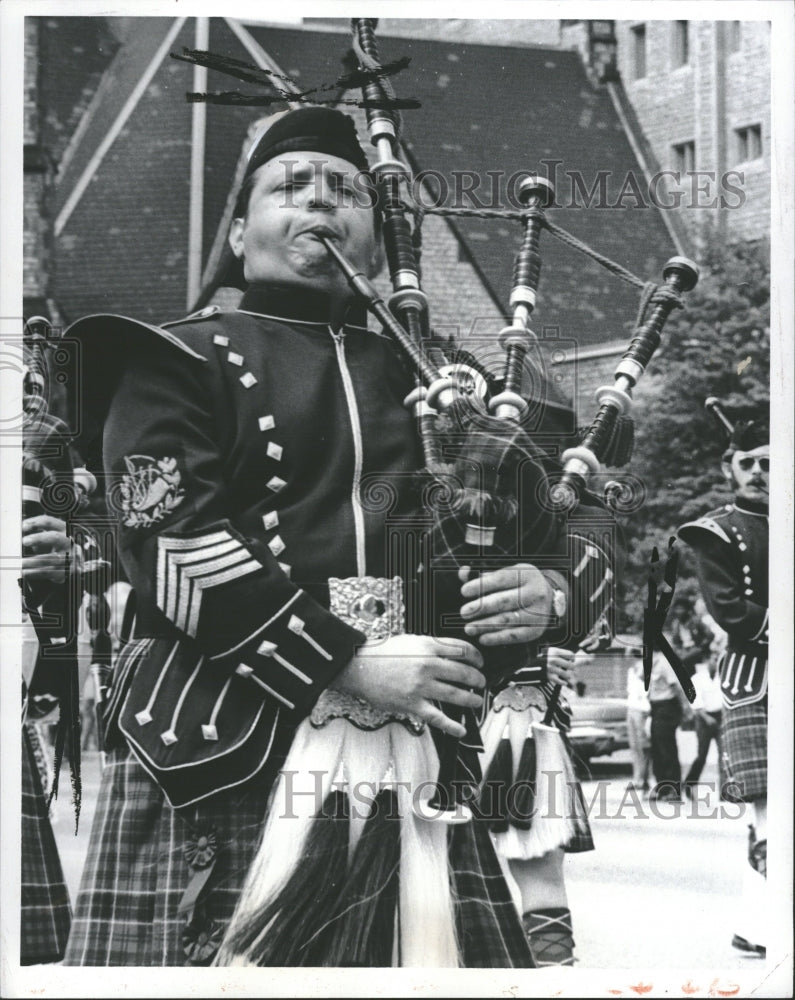 1971 Detroit Memorial Day Parade - Historic Images