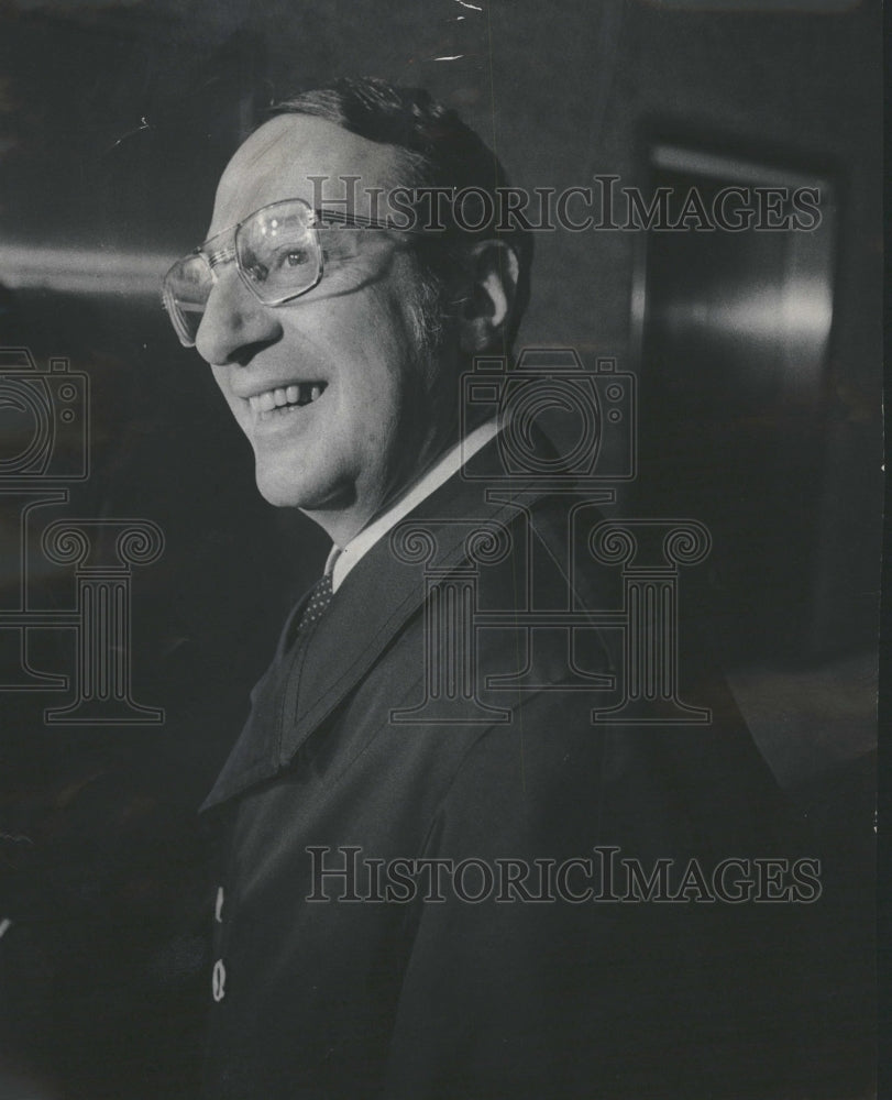 1974 Ald. Paul Wigoda - Historic Images