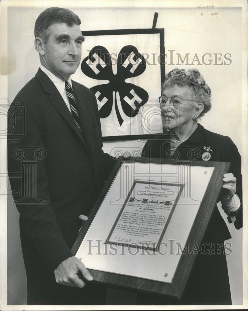 1961 Arthur Wood Mrs. Charles Walgreen - Historic Images